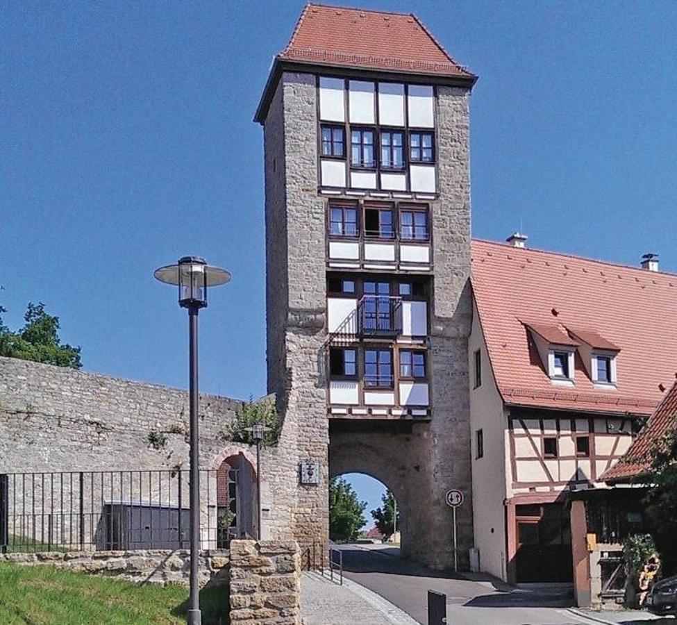 Jakobsturm Ferien im Turm Rottingen Exterior foto